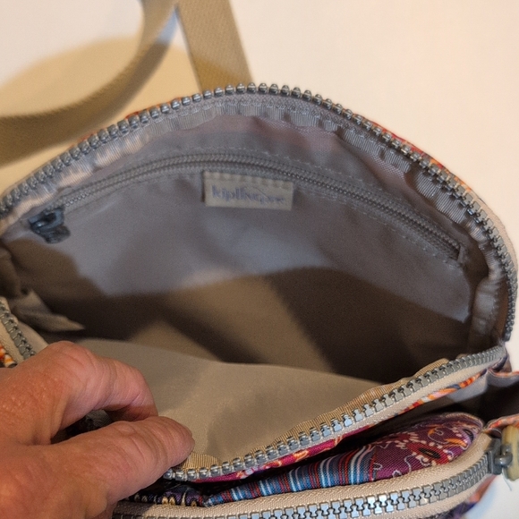 Kipling Colorful Crossbody - Picture 6 of 10